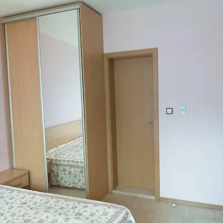 Private In Marina Holiday Club Διαμέρισμα *