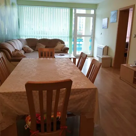 Private In Marina Holiday Club Διαμέρισμα Πομόριε